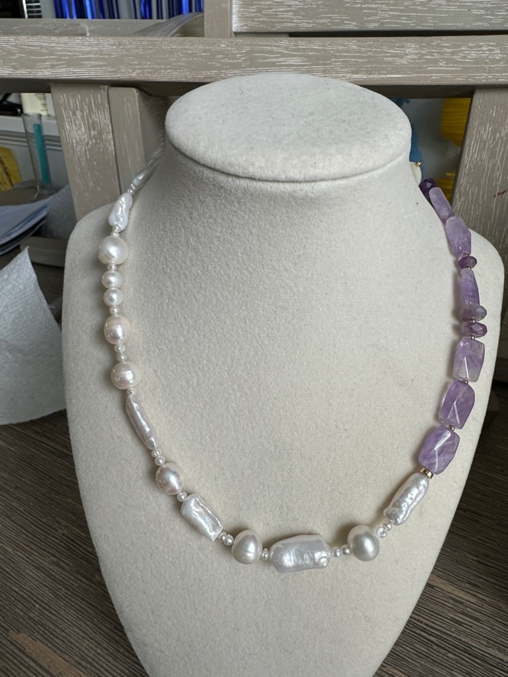 Fresh water Pearl and Amethyst Bead Necklace - White and Lavender